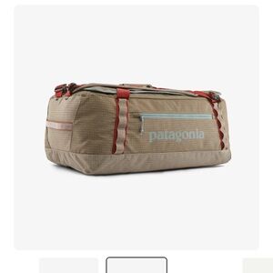 Patagonia black hole duffle 55L seabird grey